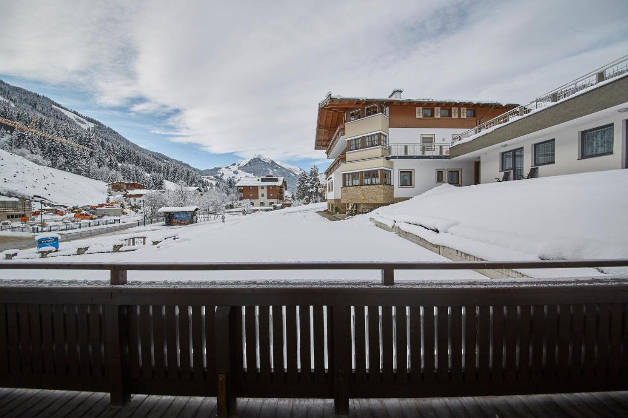 Glemm Lodge Apartments - Joker Card Im Sommer Inklusive Saalbach-Hinterglemm Eksteriør bilde